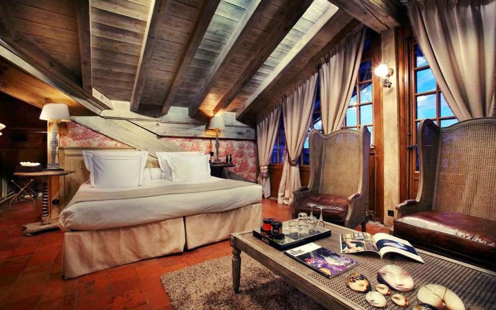Le Saint Joseph Hotel 5*