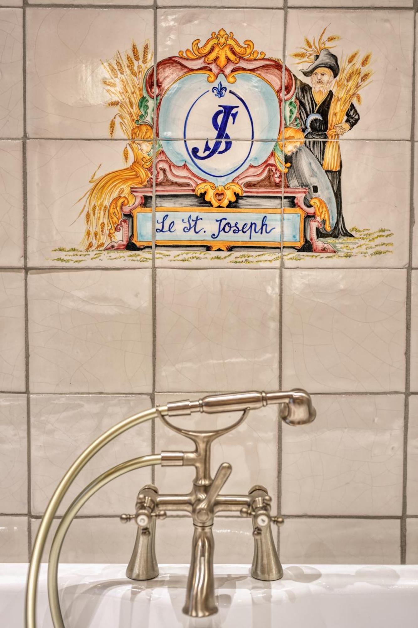 Le Saint Joseph Hotel 5*